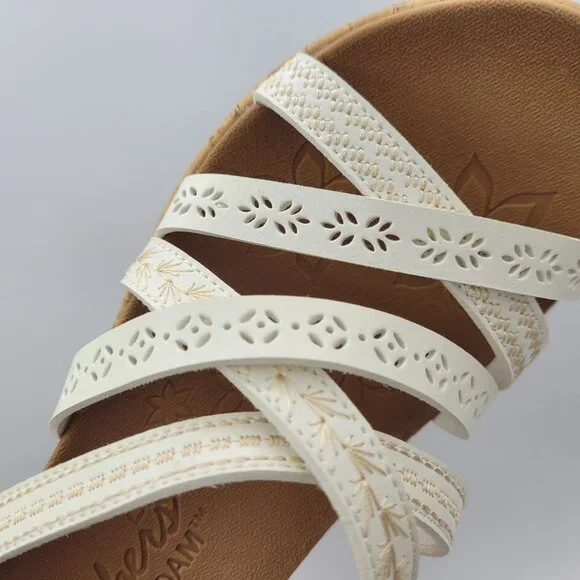 Skechers Beverlee Tiger Posse Sandals Luxe Foam Women's Sz 6 Wedge Strappy White - Picture 8 of 15